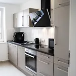 Apartment Junik Im Stadtzentrum