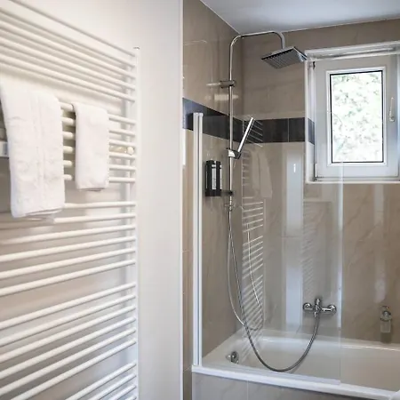 Apartamento Junik Im Stadtzentrum Duisburgo
