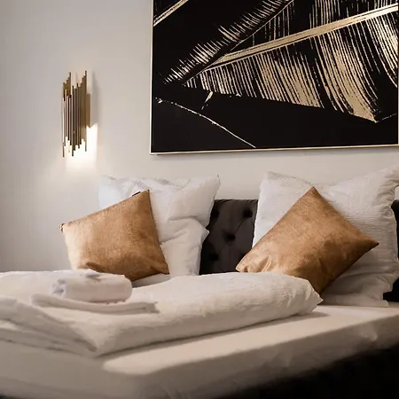 Junik Im Stadtzentrum 公寓 *