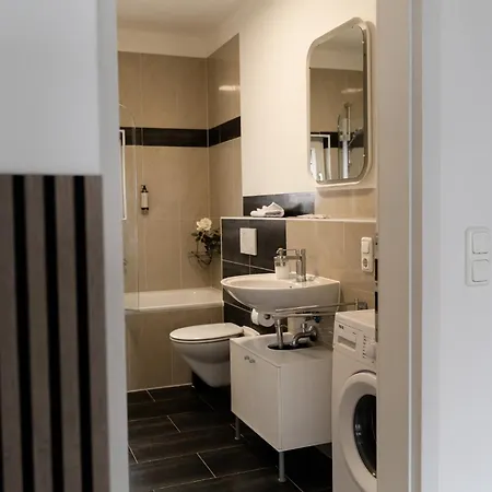 Junik Im Stadtzentrum *