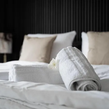 Junik Im Stadtzentrum Lejlighed *