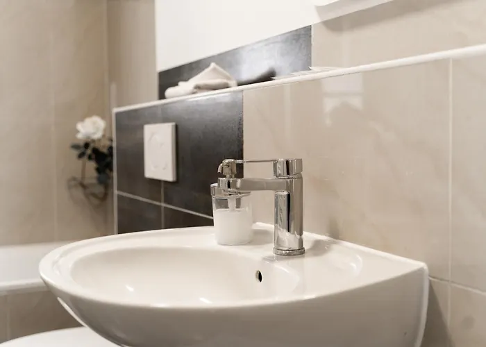 公寓 Junik Im Stadtzentrum